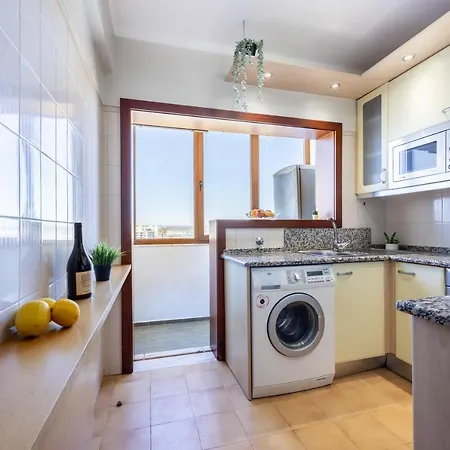 Behappy 2 Min Walk To Rocha And Amazing View Apartamento Portimão